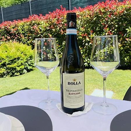Julya's Valpolicella * Сант-Амброджо-ди-Вальполичелла
